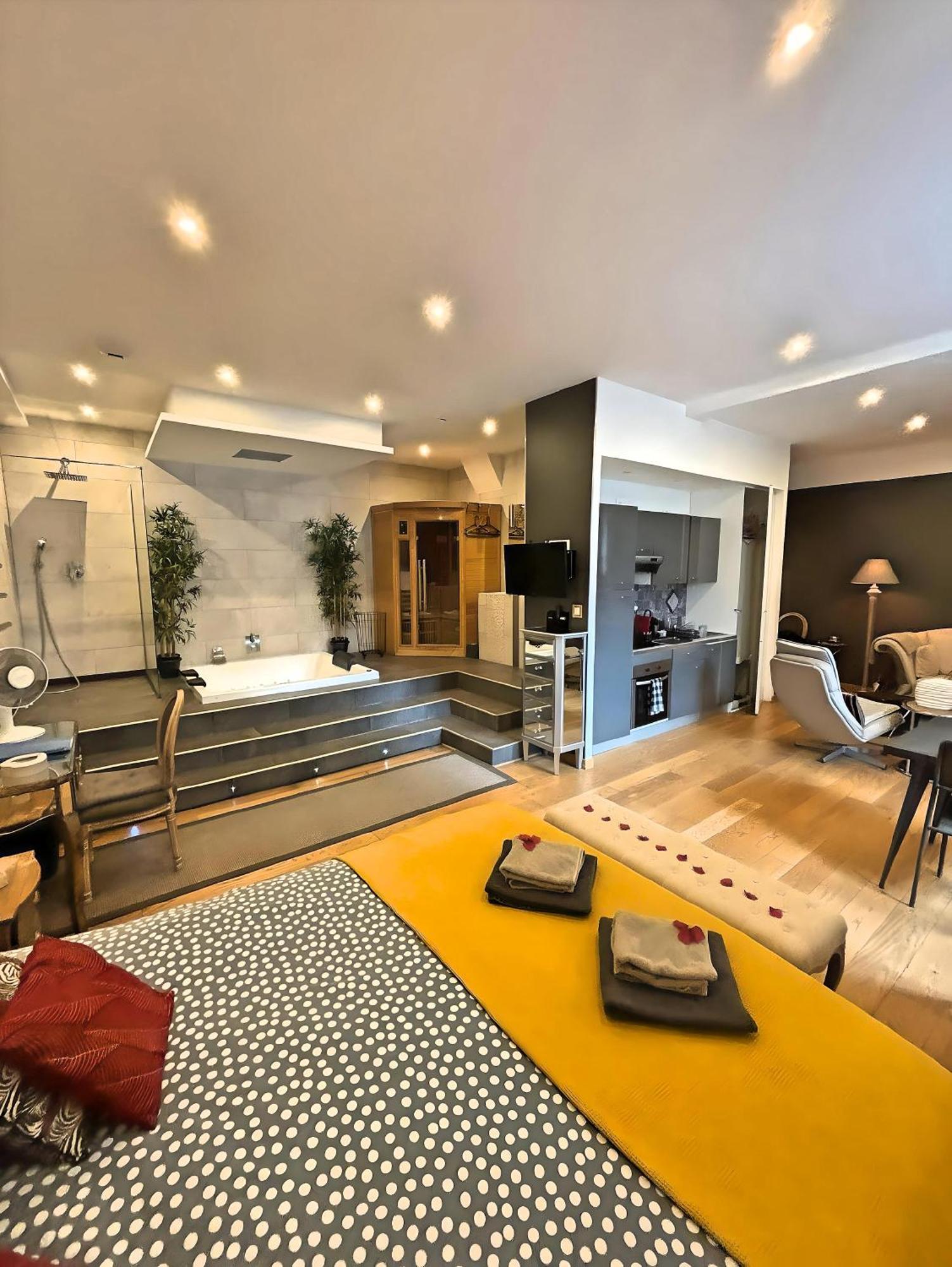 Loft & Spa Privatif Dijon Exterior photo